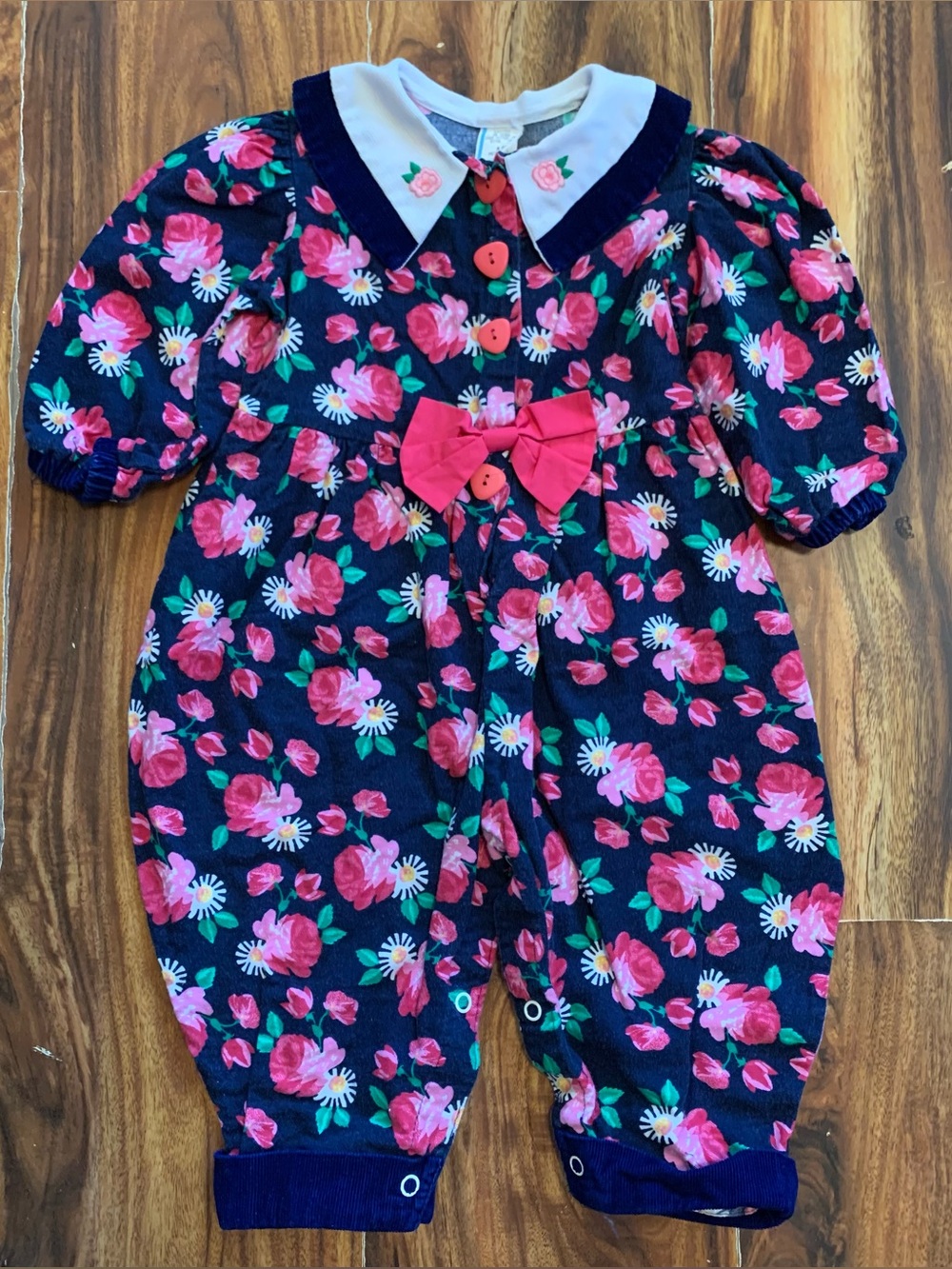 Vintage Baby Girls Navy Pink Floral Size 18M  Romper with Bow.          3983